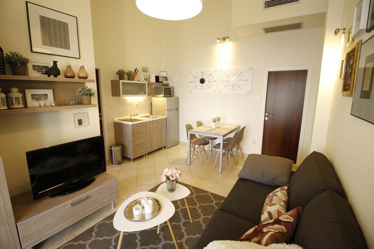 Apartments Marer Trogir Buitenkant foto